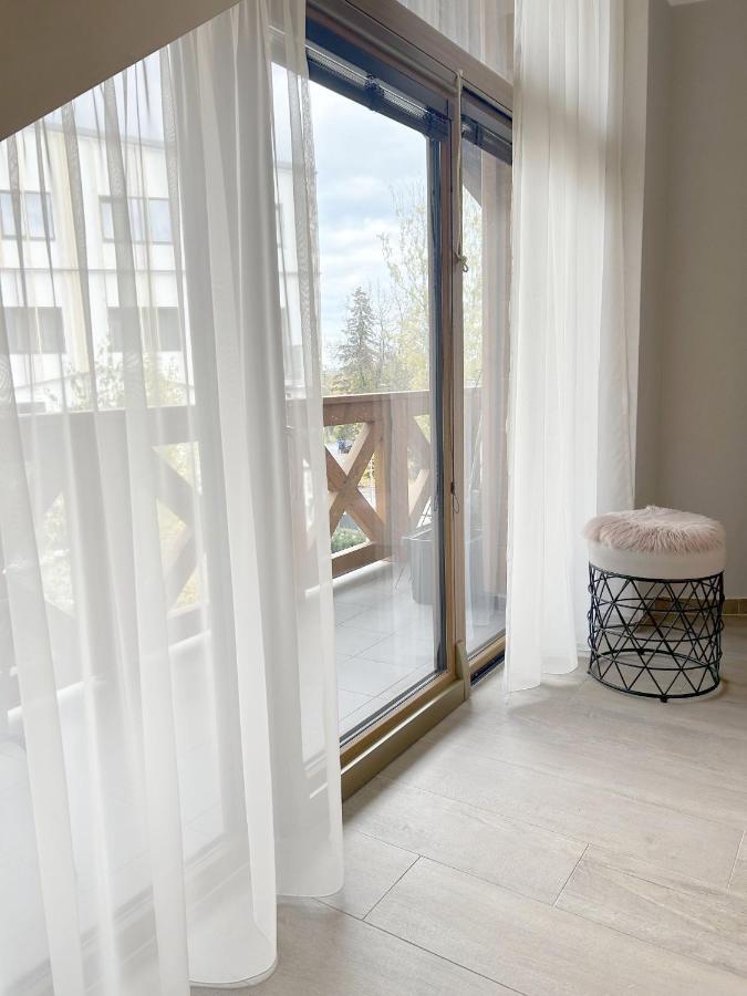 Moderny Apartman Swen S 2 Terasami Tatranska Lomnica Exterior photo