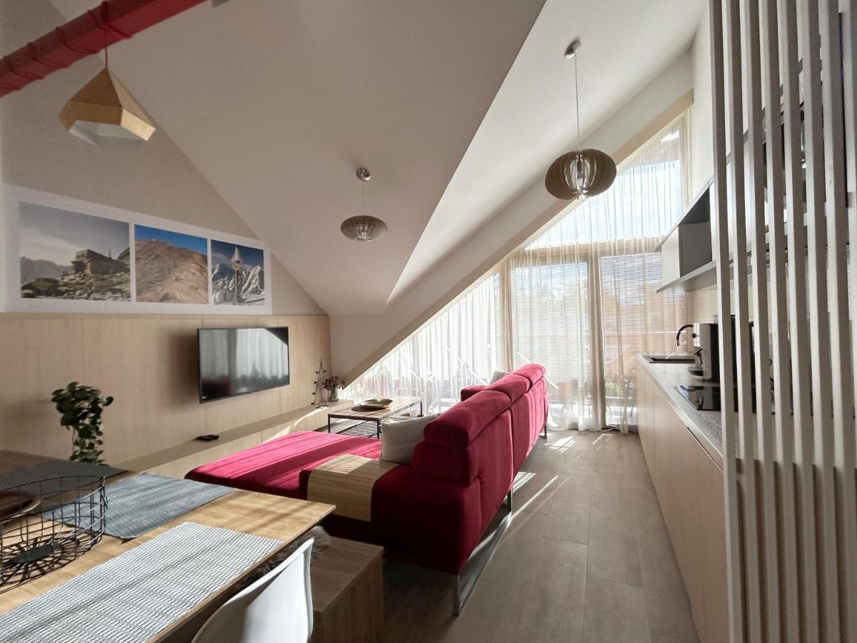 Moderny Apartman Swen S 2 Terasami Tatranska Lomnica Exterior photo